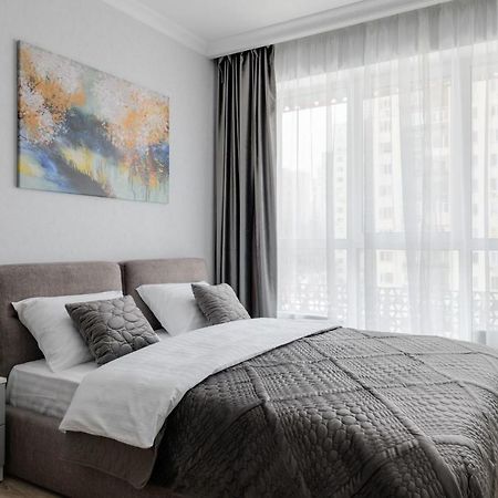 Modern New Cozy Apartment Kvartet Railway Station 키예프 외부 사진