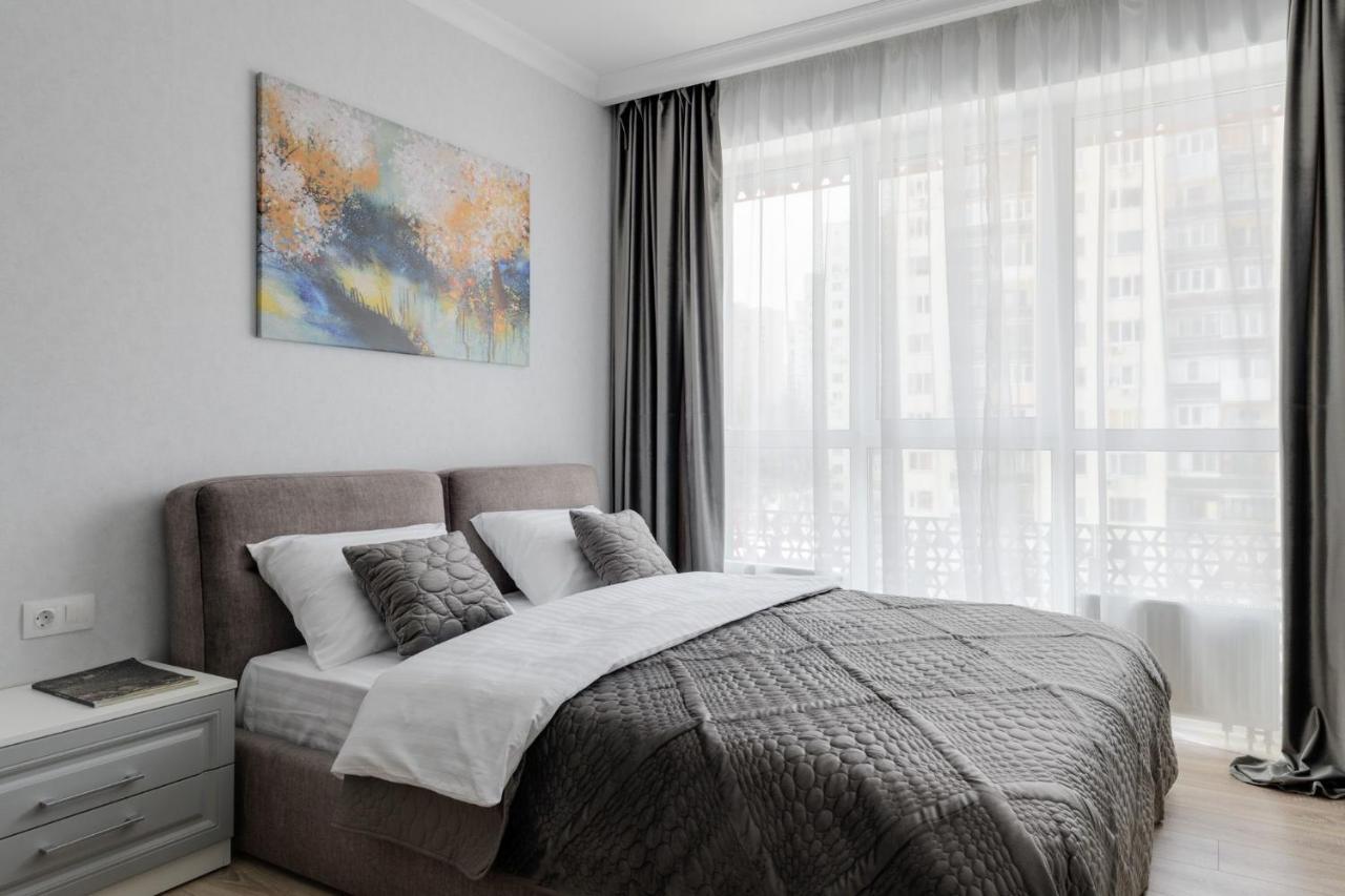 Modern New Cozy Apartment Kvartet Railway Station 키예프 외부 사진