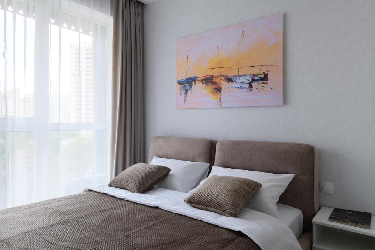 Modern New Cozy Apartment Kvartet Railway Station 키예프 외부 사진