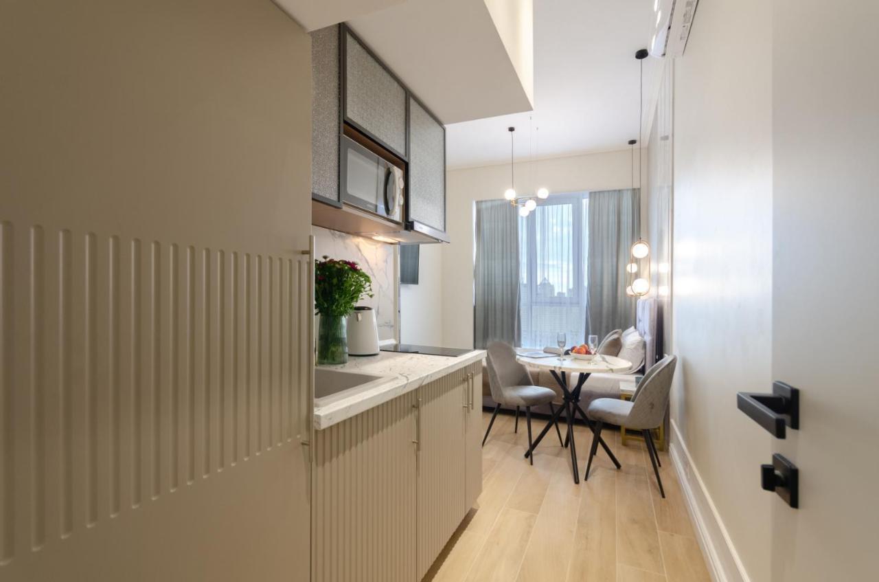 Modern New Cozy Apartment Kvartet Railway Station 키예프 외부 사진