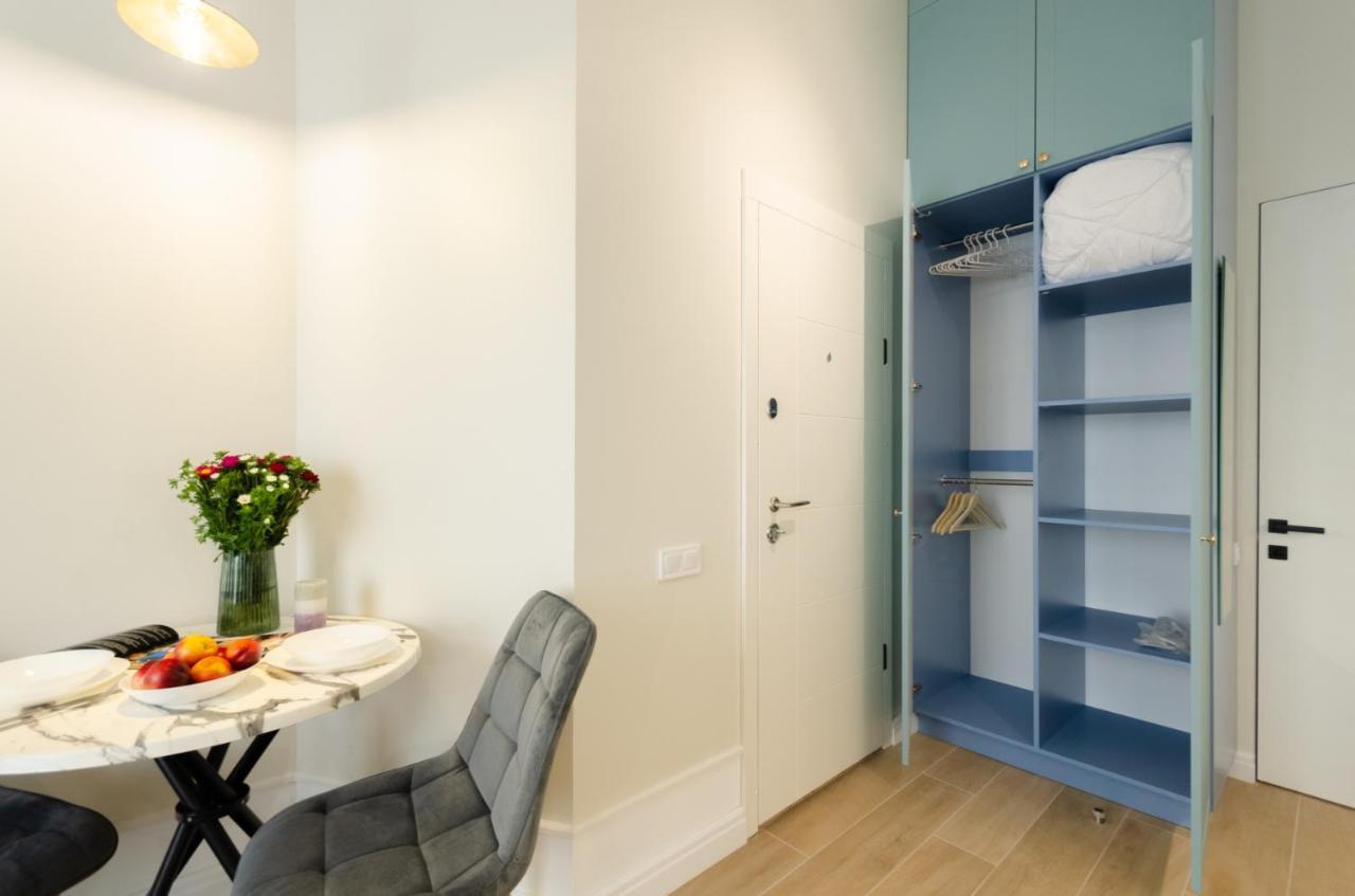 Modern New Cozy Apartment Kvartet Railway Station 키예프 외부 사진